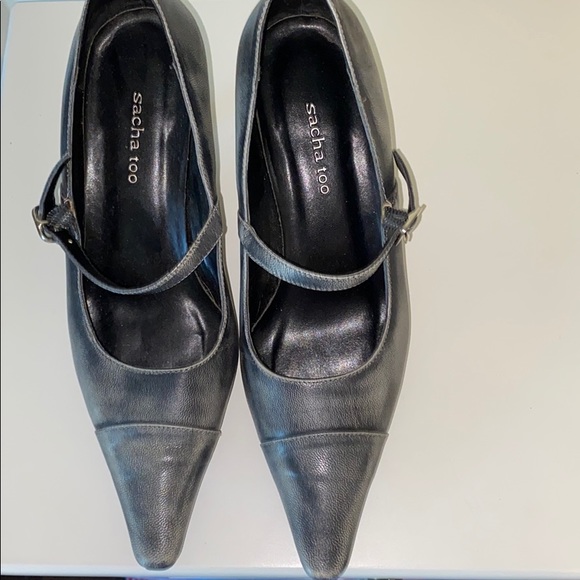 Shoes - Picture 7 of 7